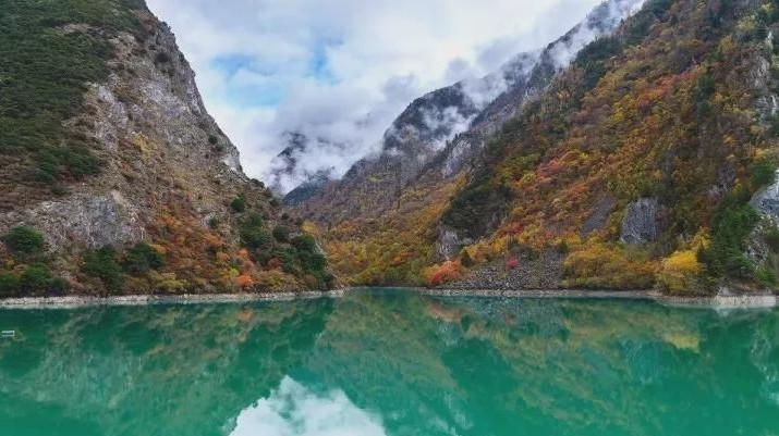两会大家谈|山东省人大代表郑跃文:深度挖掘荣成文旅资源 激发有潜能的消费